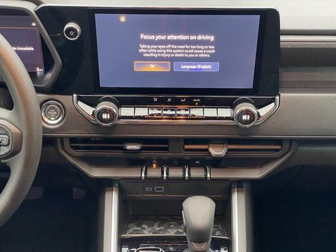New 2026 Chevrolet Colorado Trail Boss AWD/4WD image 15
