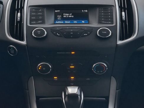 Used 2018 Ford Edge SE AWD/4WD image 25