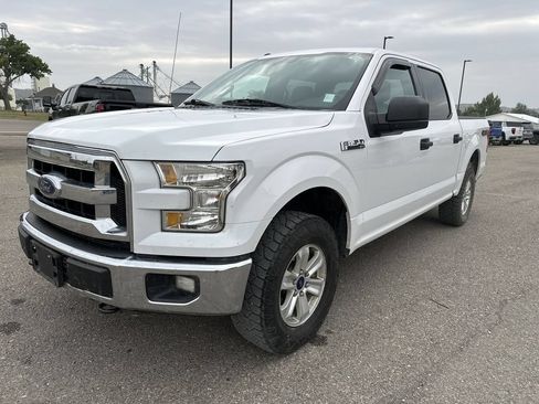 Used 2016 Ford F150 XLT AWD/4WD image 3