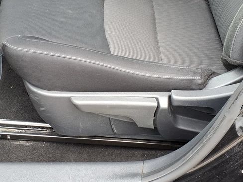 Used 2025 Nissan Sentra SV FWD image 19