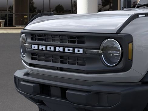 New 2026 Ford Bronco 2-Door AWD/4WD image 19