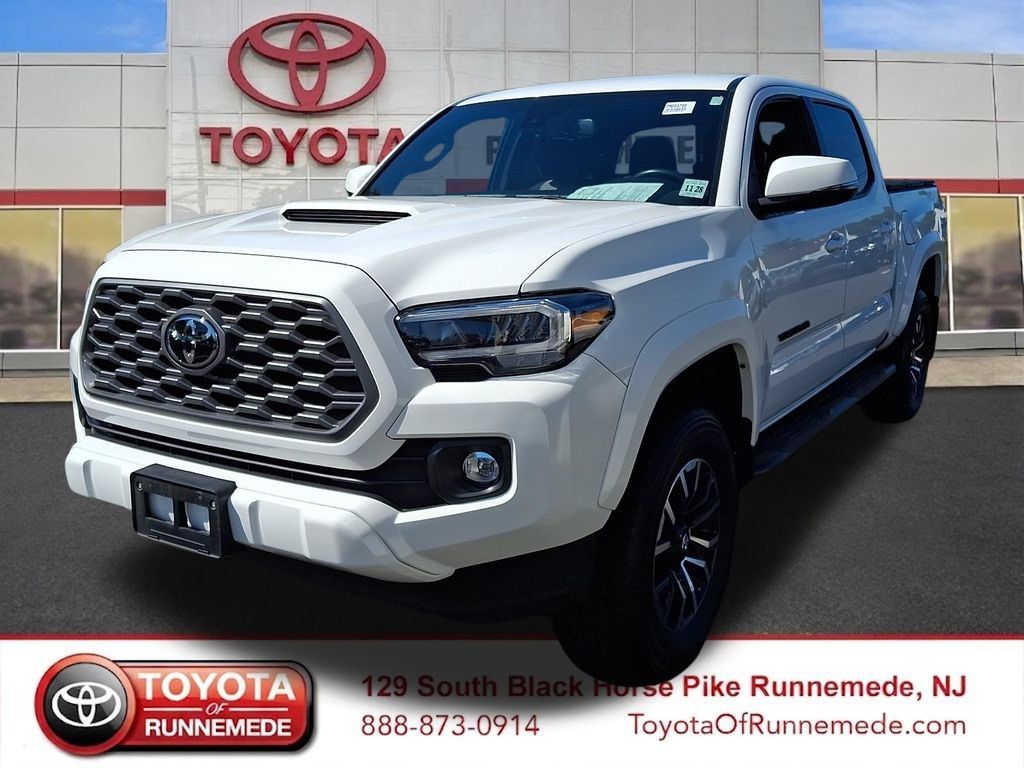 Certified 2023 Toyota Tacoma TRD Sport w/ Black Out Package (TMS) AWD/4WD image 3