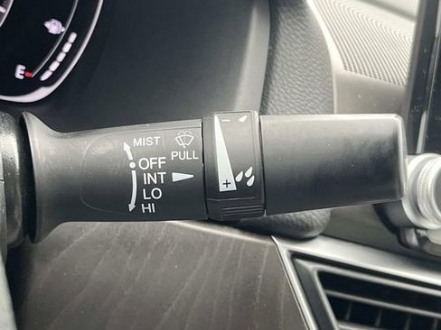 Used 2018 Honda Accord EX-L image 44