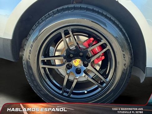 Used 2018 Porsche Macan Sport Edition image 46