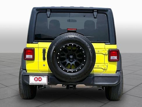 Used 2023 Jeep Wrangler Sport AWD/4WD image 5