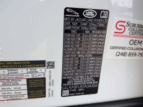 New 2026 Land Rover Range Rover SE image 37