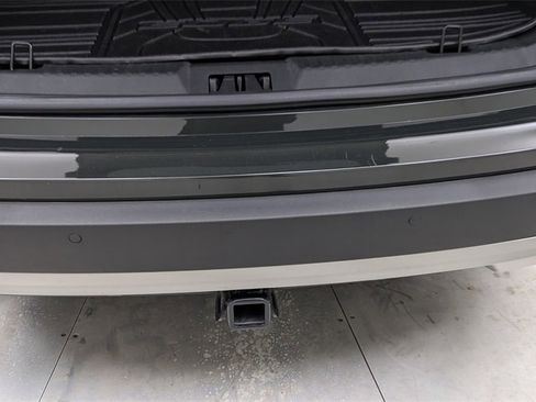 Certified 2022 Ford Edge SEL w/ Convenience Package image 7