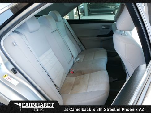 Used 2015 Toyota Camry LE FWD image 3