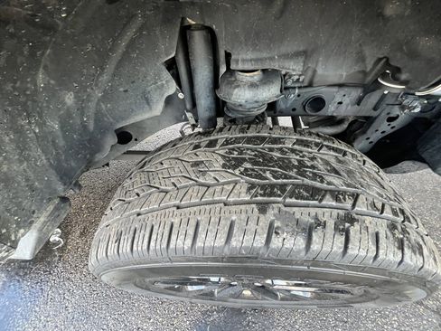 Used 2021 Jeep Wrangler Unlimited Sahara AWD/4WD image 9