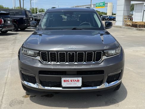 Used 2023 Jeep Grand Cherokee L Limited w/ Luxury Tech Group II AWD/4WD image 3