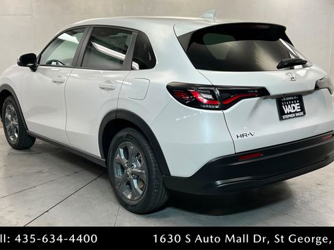 New 2026 Honda HR-V LX image 3