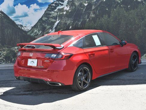 Used 2022 Honda Civic Sport Touring image 3