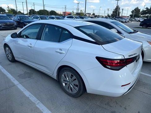Used 2022 Nissan Sentra S FWD image 4
