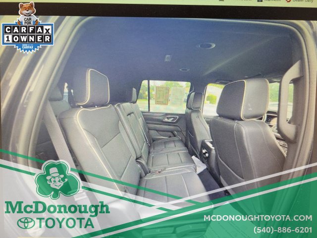 Used 2024 GMC Yukon SLT AWD/4WD image 17