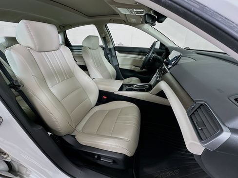 Used 2019 Honda Accord EX-L image 31