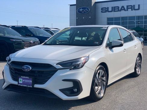 Used 2025 Subaru Legacy Limited AWD/4WD image 3