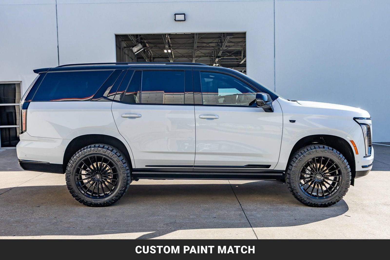 Used 2026 Cadillac Escalade Platinum Sport w/ LPO, Floor Liner Package AWD/4WD image 11