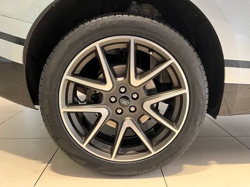 Used 2023 Land Rover Range Rover Velar R-Dynamic S AWD/4WD image 19