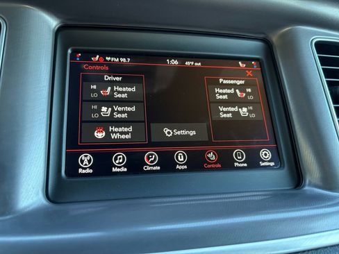 Used 2022 Dodge Charger SXT w/ Leather Interior Group image 6