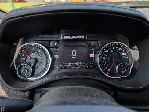Used 2022 RAM 1500 Laramie AWD/4WD image 20