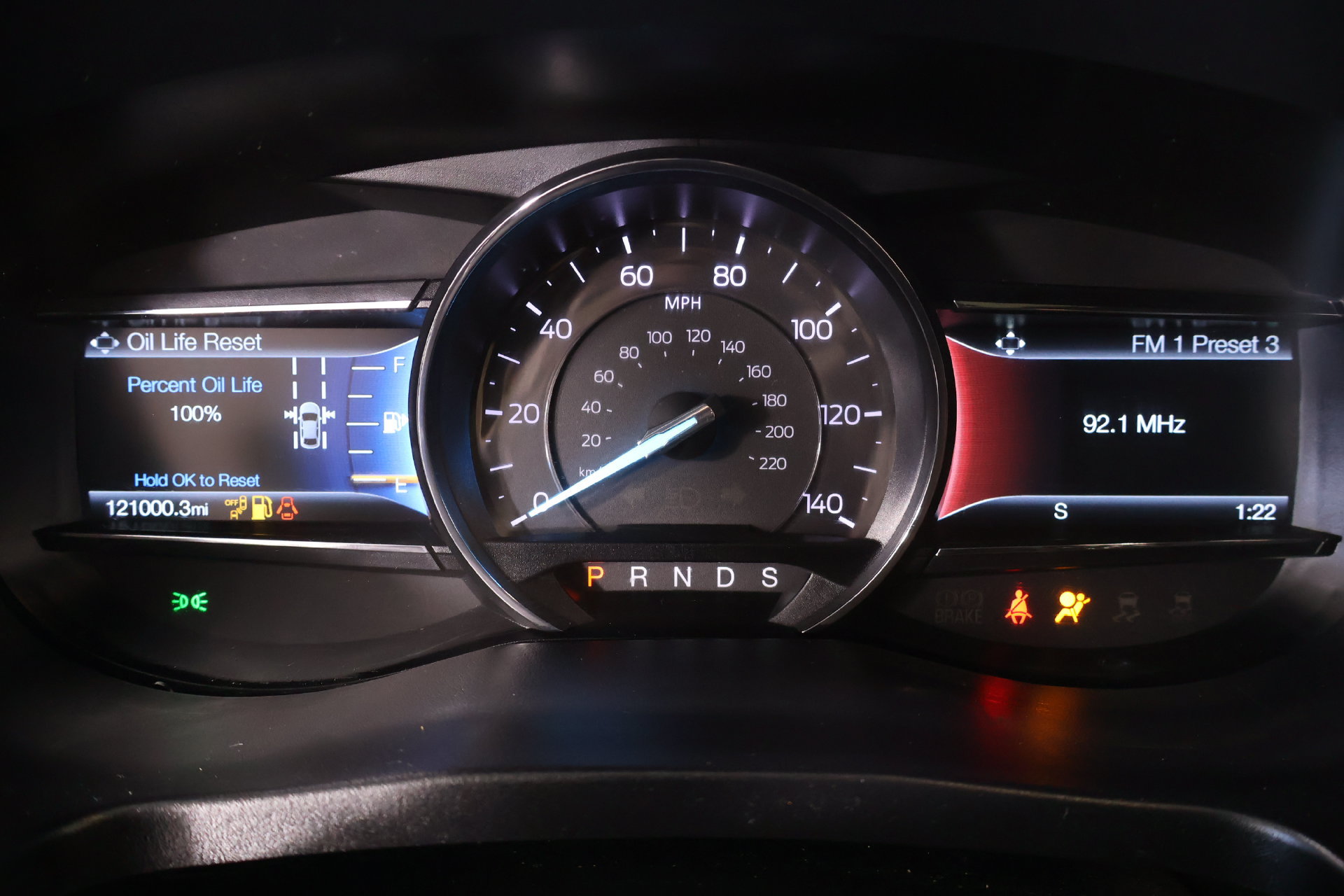 Used 2018 Ford Explorer Limited w/ Equipment Group 301A AWD/4WD image 4
