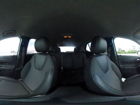Used 2025 Buick Encore GX Preferred FWD image 38