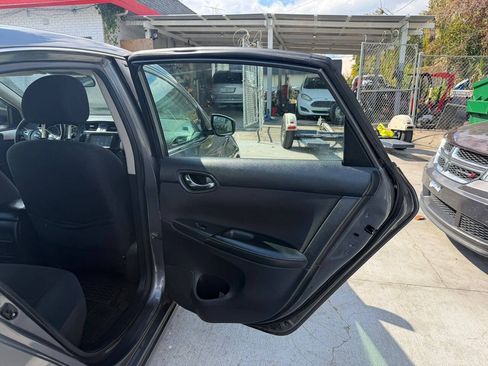 Used 2019 Nissan Sentra S FWD image 14