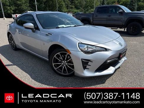 Used 2017 Toyota 86 RWD image 1