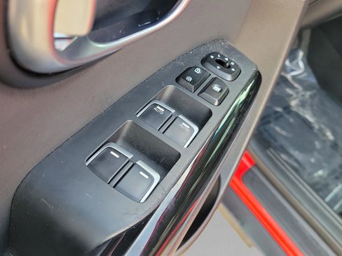 Used 2019 Kia Soul + w/ Audio Package image 21