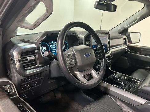 Used 2022 Ford F150 Lariat w/ Equipment Group 502A High AWD/4WD image 3