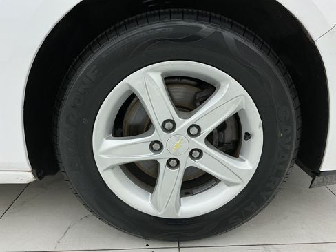 Used 2019 Chevrolet Malibu LS FWD image 44