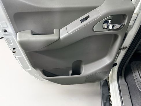Used 2019 Nissan Frontier SV RWD image 24