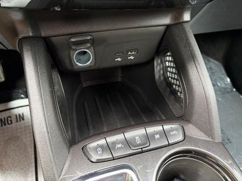 Used 2024 Chevrolet TrailBlazer ACTIV w/ Driver Confidence Package AWD/4WD image 15