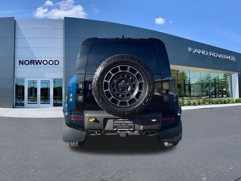 New 2026 Land Rover Defender 110 image 4