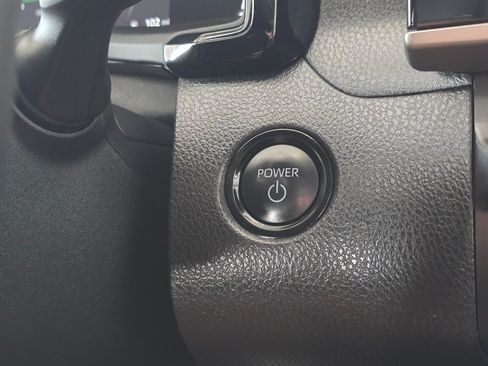 Used 2025 Toyota Camry LE FWD image 30