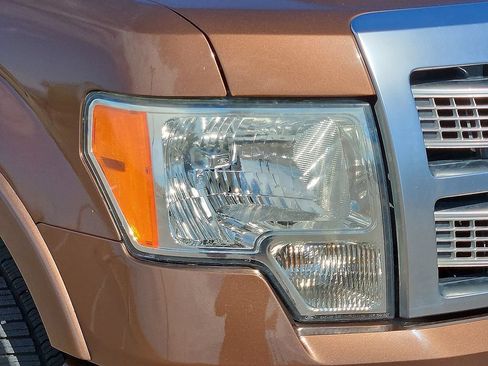Used 2011 Ford F150 Platinum RWD image 8