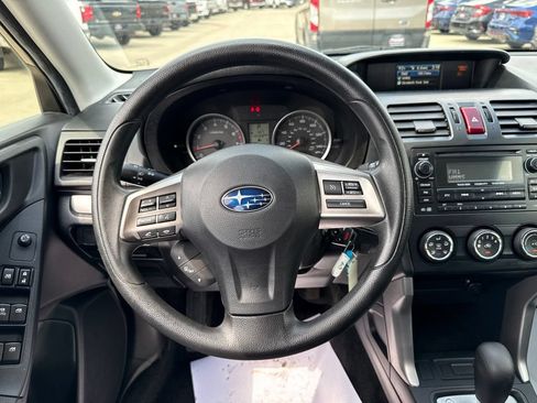 Used 2015 Subaru Forester 2.5i AWD/4WD image 27