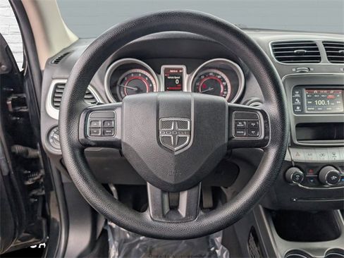 Used 2020 Dodge Journey SE w/ Blacktop Package image 18