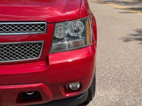 Used 2014 Chevrolet Tahoe LT RWD image 16