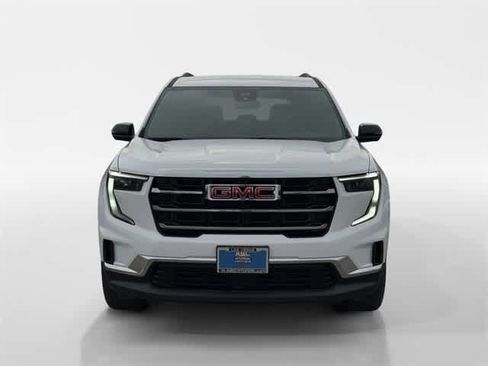 Used 2025 GMC Acadia Elevation image 16