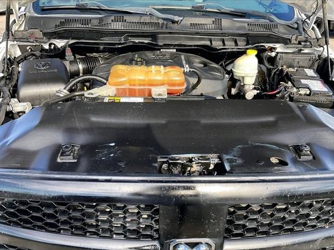 Used 2015 RAM 1500 Tradesman image 9