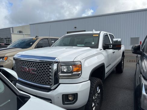 Used 2016 GMC Sierra 2500 Denali w/ Duramax Plus Package AWD/4WD image 1