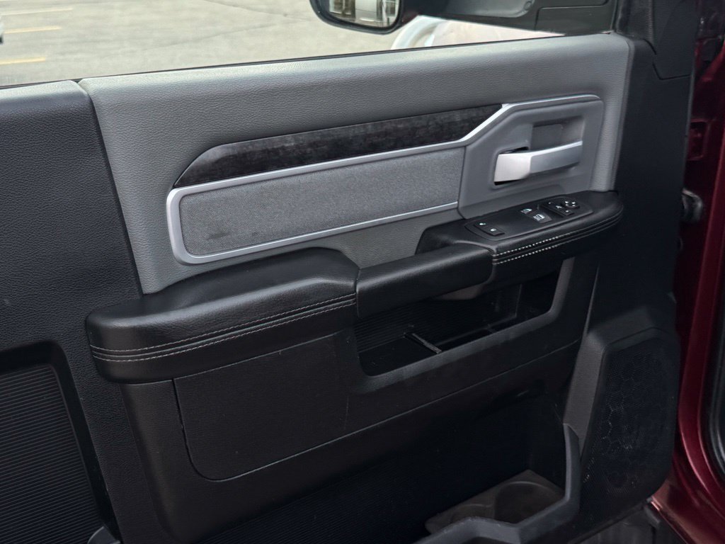 Used 2022 RAM 3500 Big Horn w/ Level B Equipment Group AWD/4WD image 9