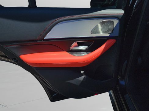 New 2026 Mercedes-Benz GLE 53 AMG 4MATIC Coupe image 11