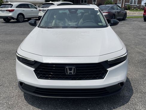 New 2025 Honda Accord SE image 3