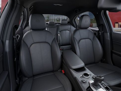 New 2025 Alfa Romeo Giulia image 16