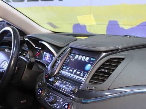 Used 2019 Chevrolet Impala Premier image 7