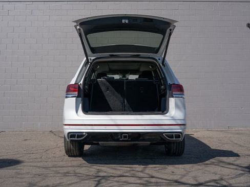 Used 2023 Volkswagen Atlas SEL Premium image 14