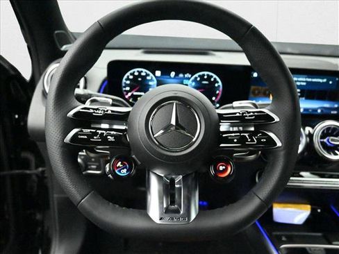 New 2025 Mercedes-Benz GLB 35 AMG 4MATIC image 14