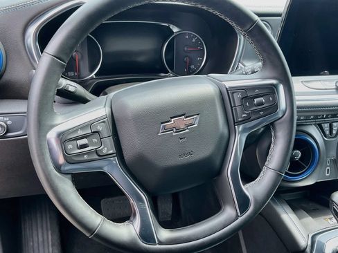 Used 2025 Chevrolet Blazer RS w/ LPO, Floor Liner Package FWD image 11